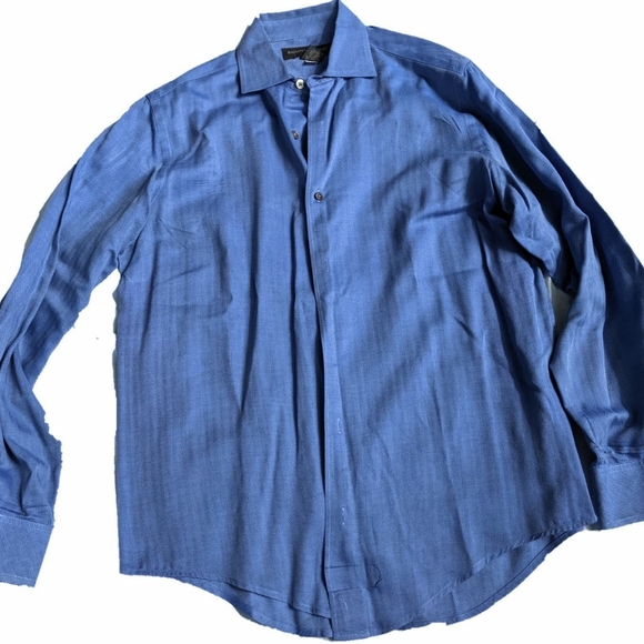 Banana Republic blue with a slight sheen patterned shirt. Men's small. - Picture 1 of 7